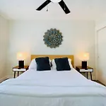 Primo Old Town Location W/ Heated Pool
